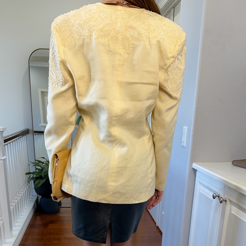 Elegant Yellow Women's Top - Picture 6 of 6